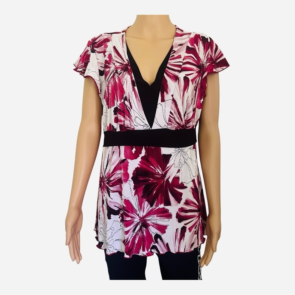 Cato casual accordion style top L floral multicolor short sleeves deep V neck